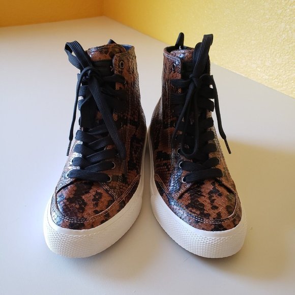 Rag & Bone High Top Snake Printed Leather Sneakers - Sz 38.5 (8.5) - Picture 8 of 16